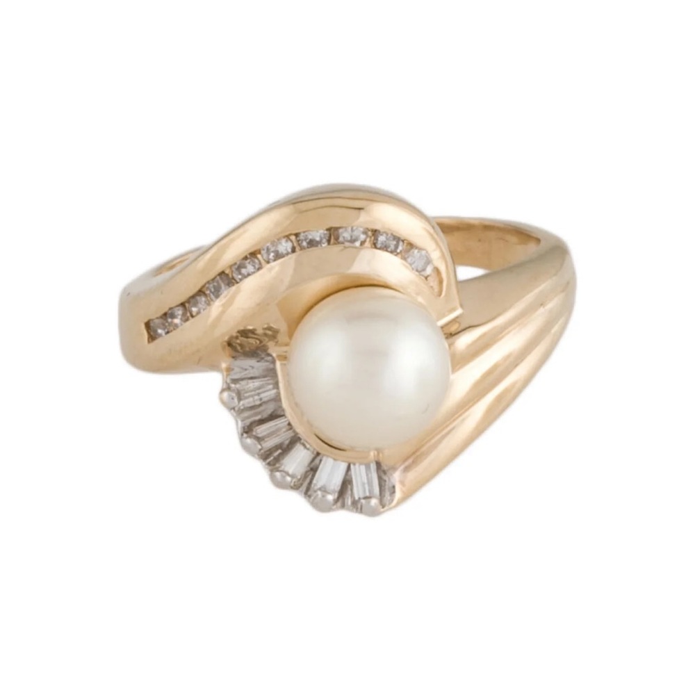 14K Gold pearl and diamond ring